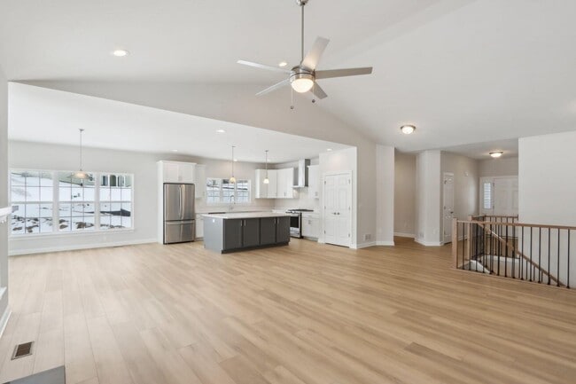 Building Photo - 1785 La Salle St