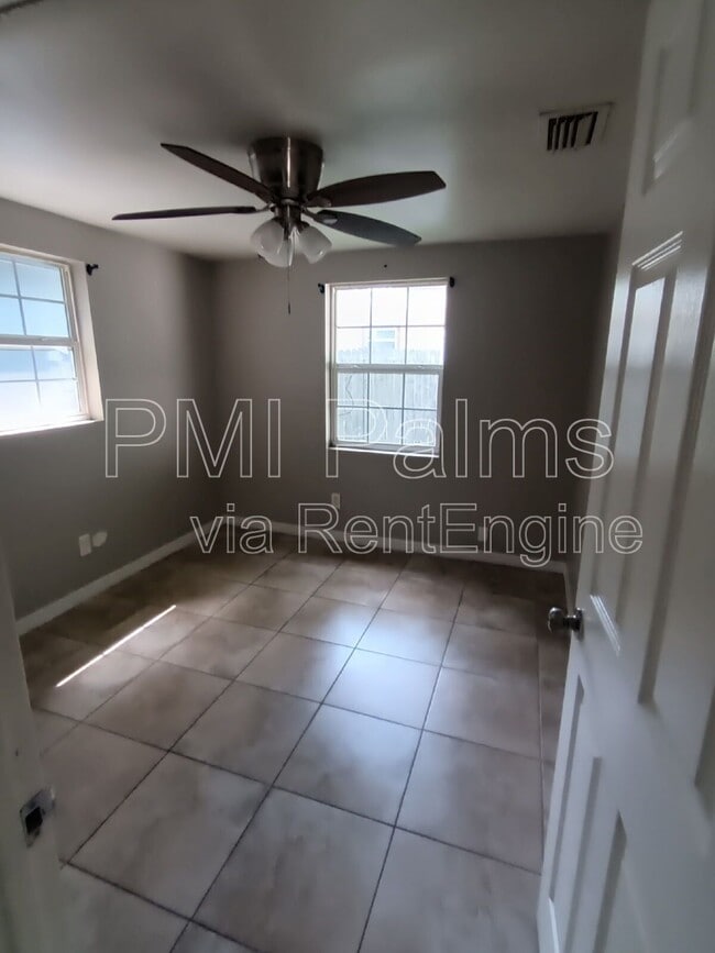 Foto del edificio - 2406 S 69th St