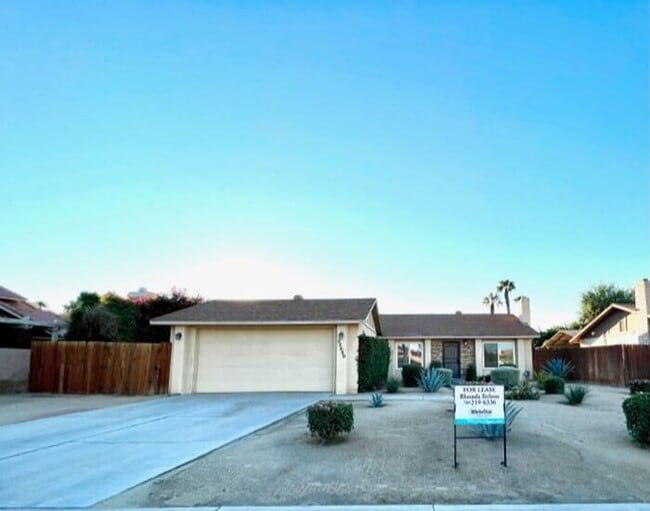 Building Photo - NOW AVAILABLE!! Lovely 4 Bedroom Home In P...