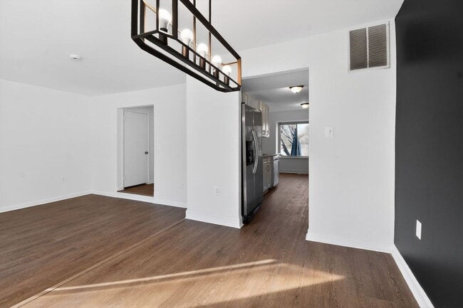 Foto del edificio - 4 Bed 3.5 Bath in Gaithersburg