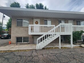 Building Photo - 4389 Highland Dr.