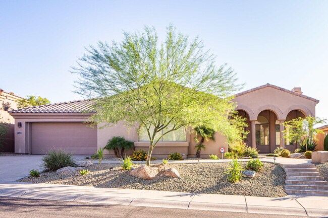 Building Photo - 11183 E Beck Ln