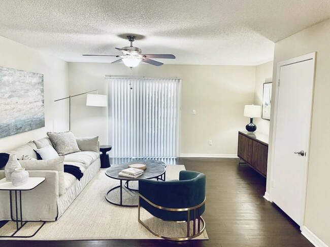 Building Photo - Madison Oaks Apartment Homes