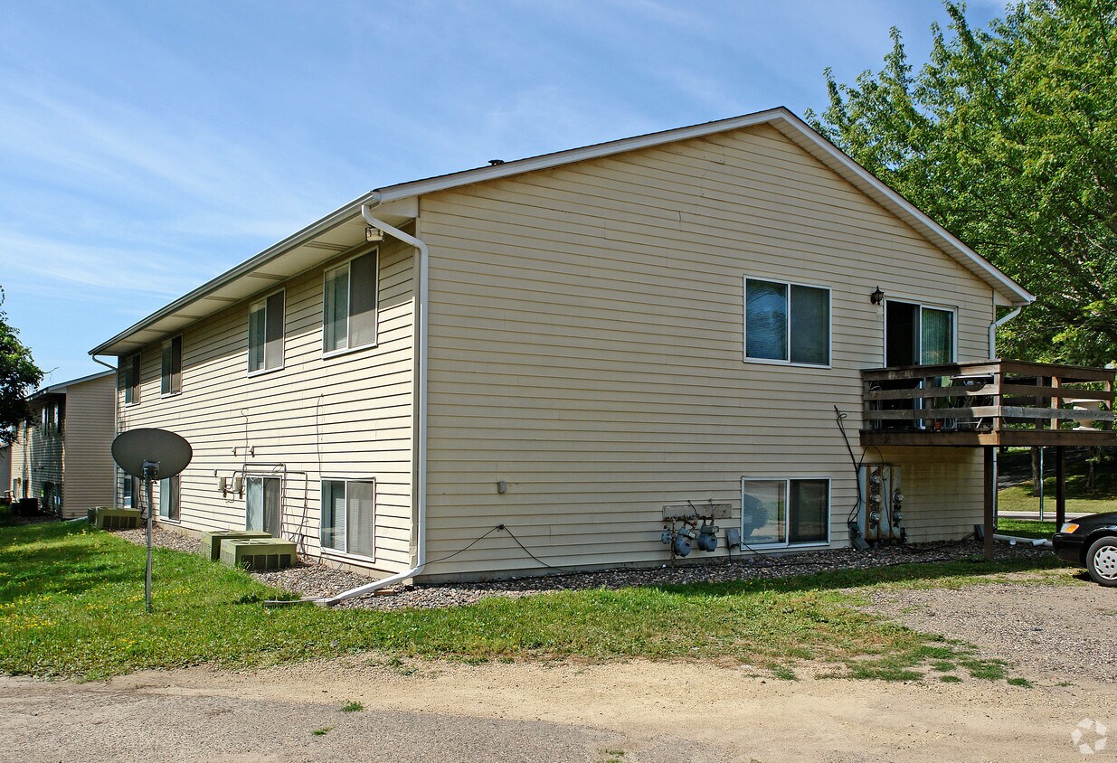 2602 Ruth St, Little Canada, MN 55117 Apartments in Little Canada, MN