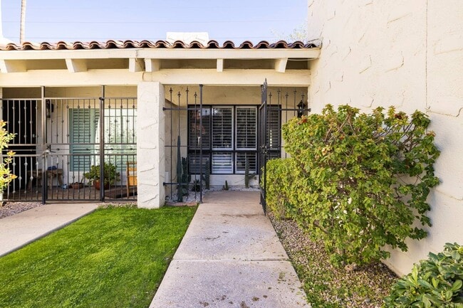 Photo - 5511 N 71st Pl House