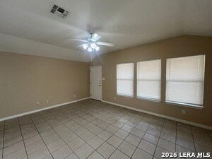 Foto del edificio - 7703 Chatsworth