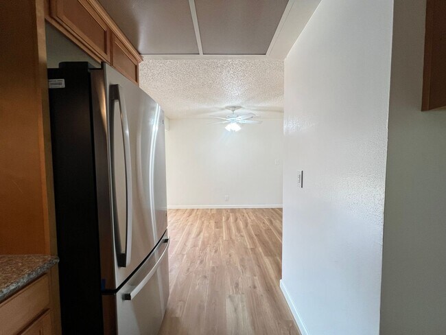 Building Photo - SPACIOUS 3 BEDROOM HOUSE IN PLEASANTON!!!