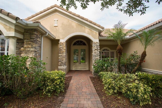 Building Photo - 3876 Shoreview Dr