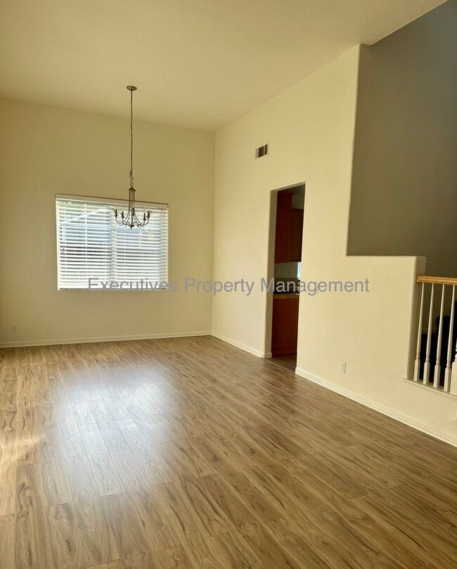 Building Photo - 182 Oleander Dr