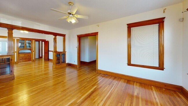 Building Photo - 49 Codman Hill Ave