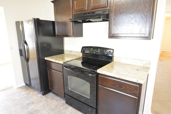 Foto del edificio - 2113 Lincoln Ct