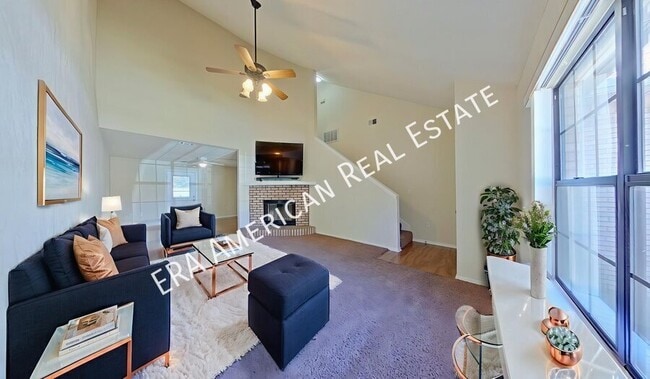 Building Photo - 703 Valley Rd