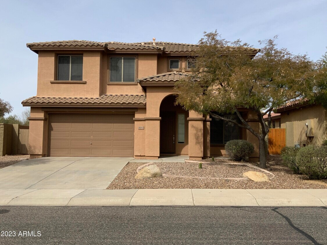 41052 N Wild West Trail, New River, AZ 85086 House Rental in New