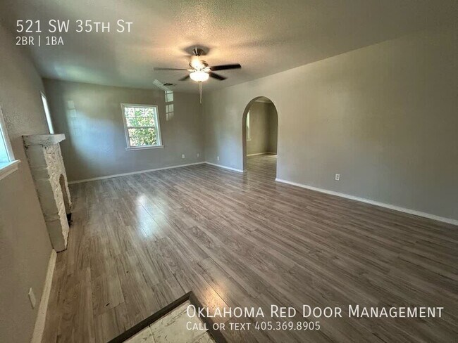 Foto del edificio - 521 SW 35th St