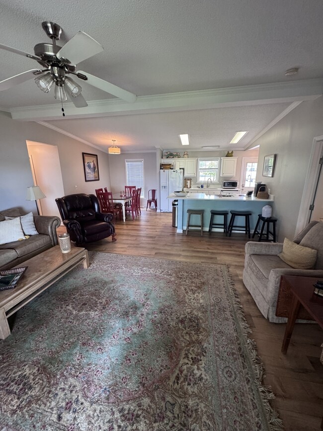 Foto del edificio - 212 Irvines Cir