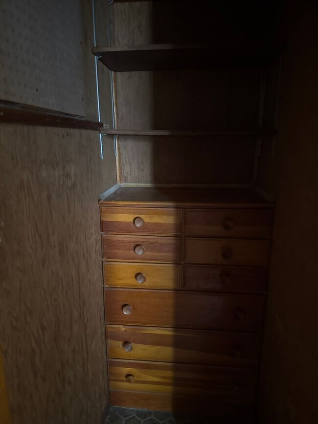 Foto del edificio - 907 N Daniels Ave