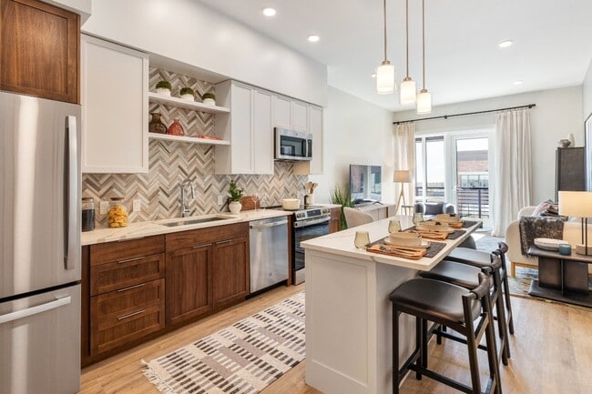 Building Photo - Epicurean