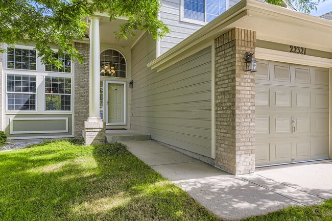 Building Photo - 22321 Quail Run Way