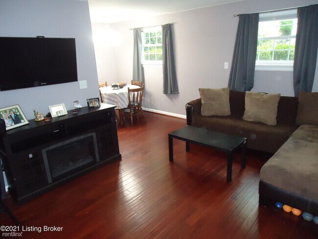 Foto del edificio - 2 br, 2 bath Condo - 120 Middletown Sq