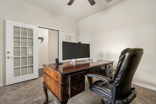 Building Photo - 1505 Heartwood Dr