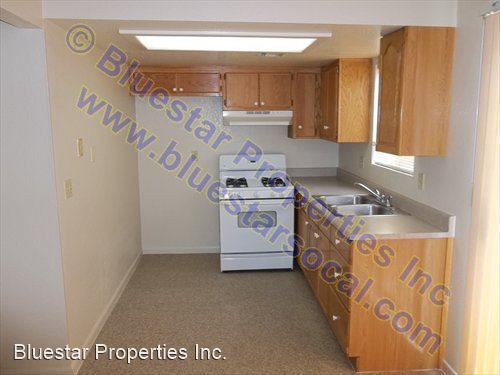 Building Photo - 13925 Smoketree St