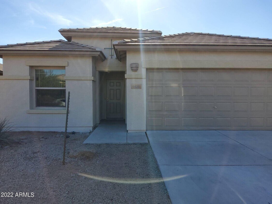 9325 W Milkweed Loop, Phoenix, AZ 85037 House Rental in Phoenix, AZ