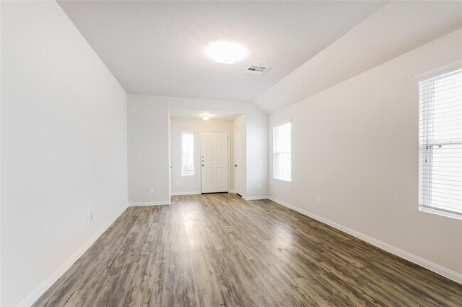 Foto del edificio - 10338 Van Hut Ln