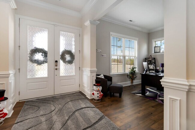 Foto del edificio - Beautiful partially furnished Home in Olmstead