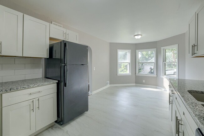 Foto del edificio - 3028 Whitmore St