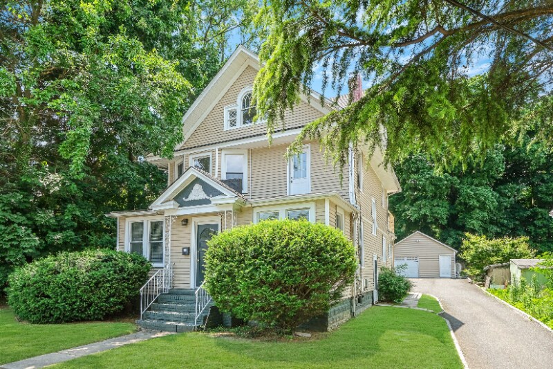 Primary Photo - 483 New York Ave