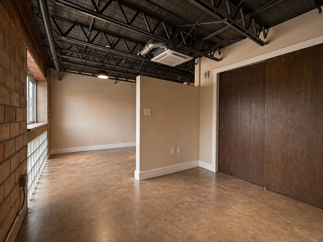 Building Photo - The Garden Lofts