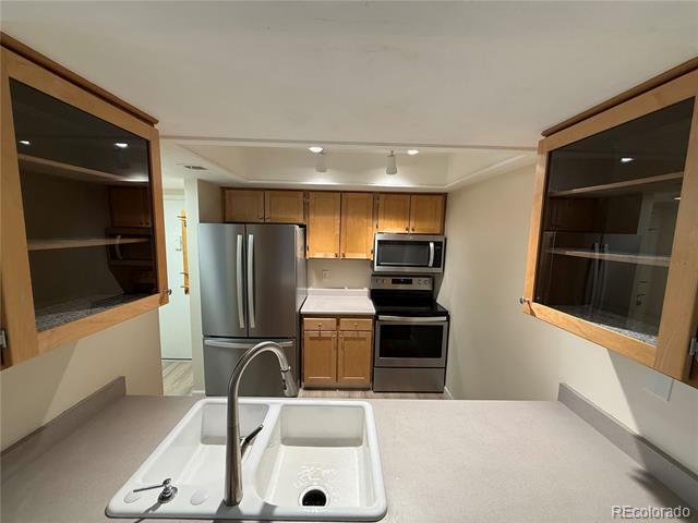 Building Photo - 14110 E Temple Dr