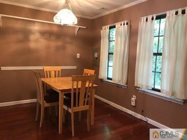 Building Photo - 23B Quail Run Dr