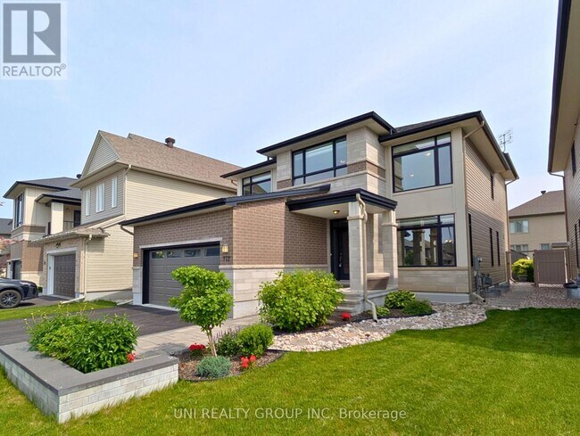 Building Photo - 172 Cambie Rd