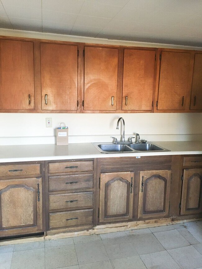 Building Photo - 86-92 Archibald Street