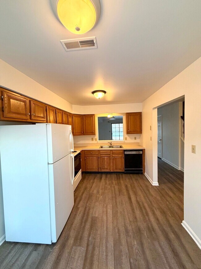 Foto del edificio - 170 Federal Way