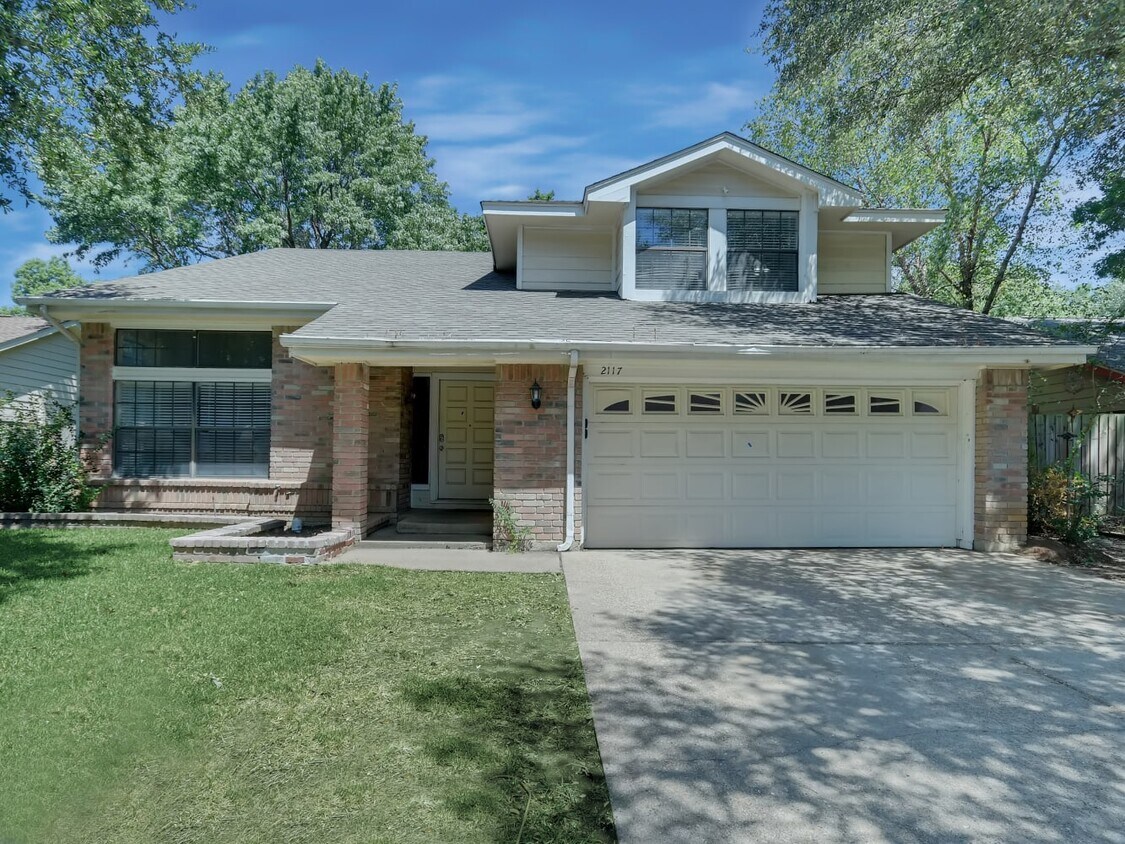 Primary Photo - 2117 Belmont Park Dr