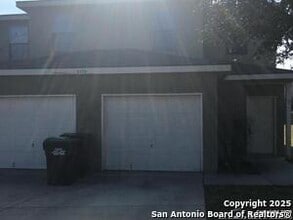 Building Photo - 5710 Golf Heights