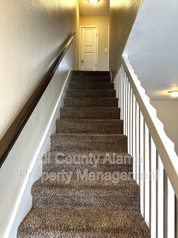 Photo - 1715 Patricia Dr Townhome