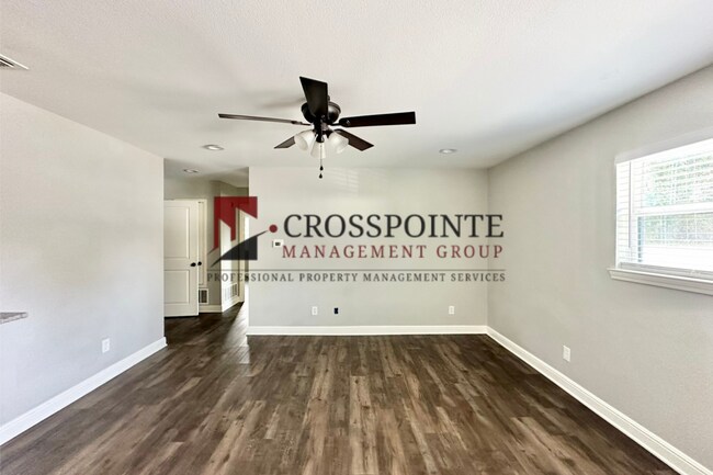 Foto del edificio - Pecan St. (LEASE UP ONLY)