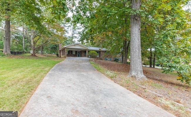 Building Photo - 3908 Bellair Dr