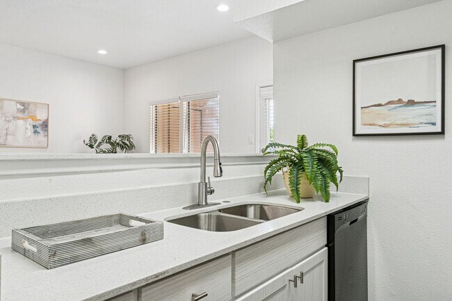 Foto del edificio - Hidden Ridge Apartments