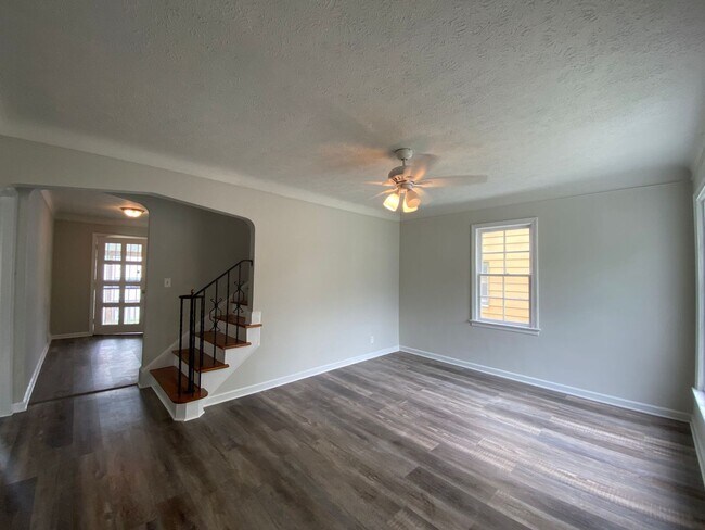 Foto del edificio - Single family home 3 bedrooms
