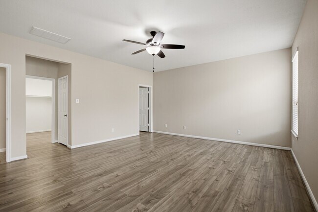 Foto del edificio - 11103 Avery Oaks Ln