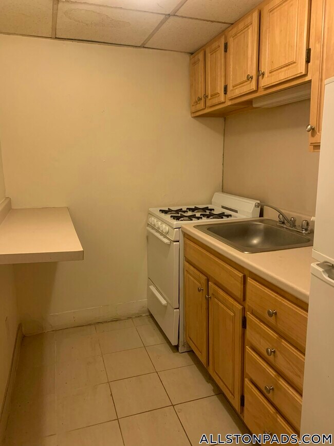 Foto del edificio - 1144 Commonwealth Ave