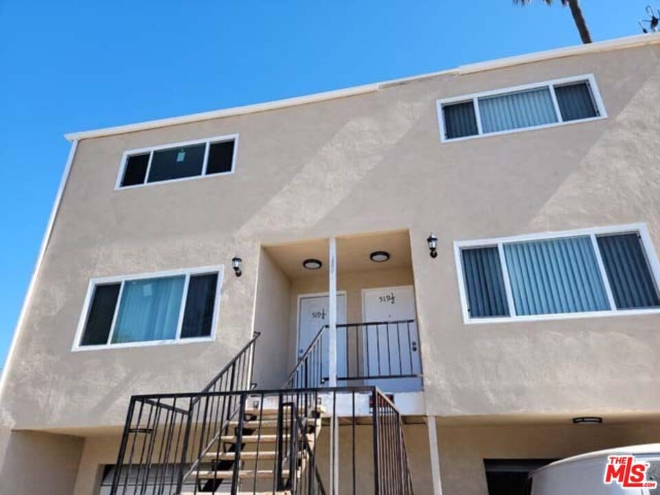 Foto principal - 519 W Hillcrest Blvd