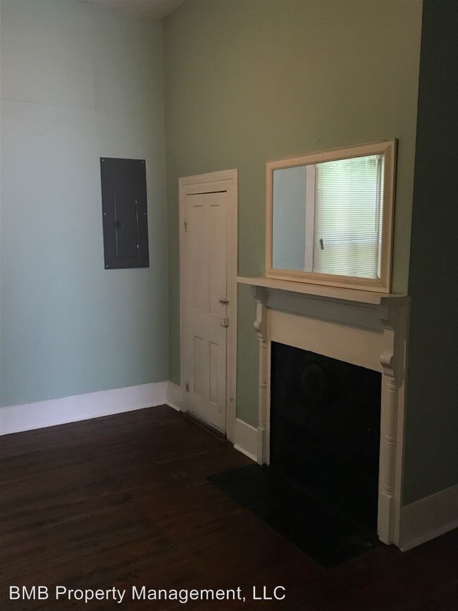 Building Photo - 3 br, 1 bath House - 1225 Grove Street