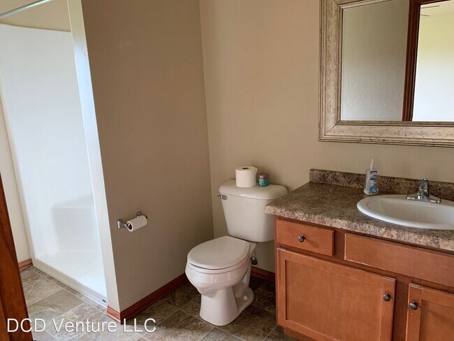 Foto del edificio - 2 br, 2 bath House - 2156 South Broadway