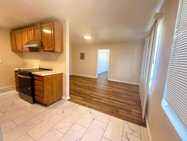 Building Photo - 2825 67th Ave