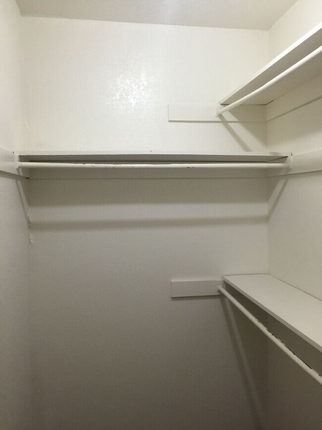 Foto del edificio - 904-904 Aspen Ct